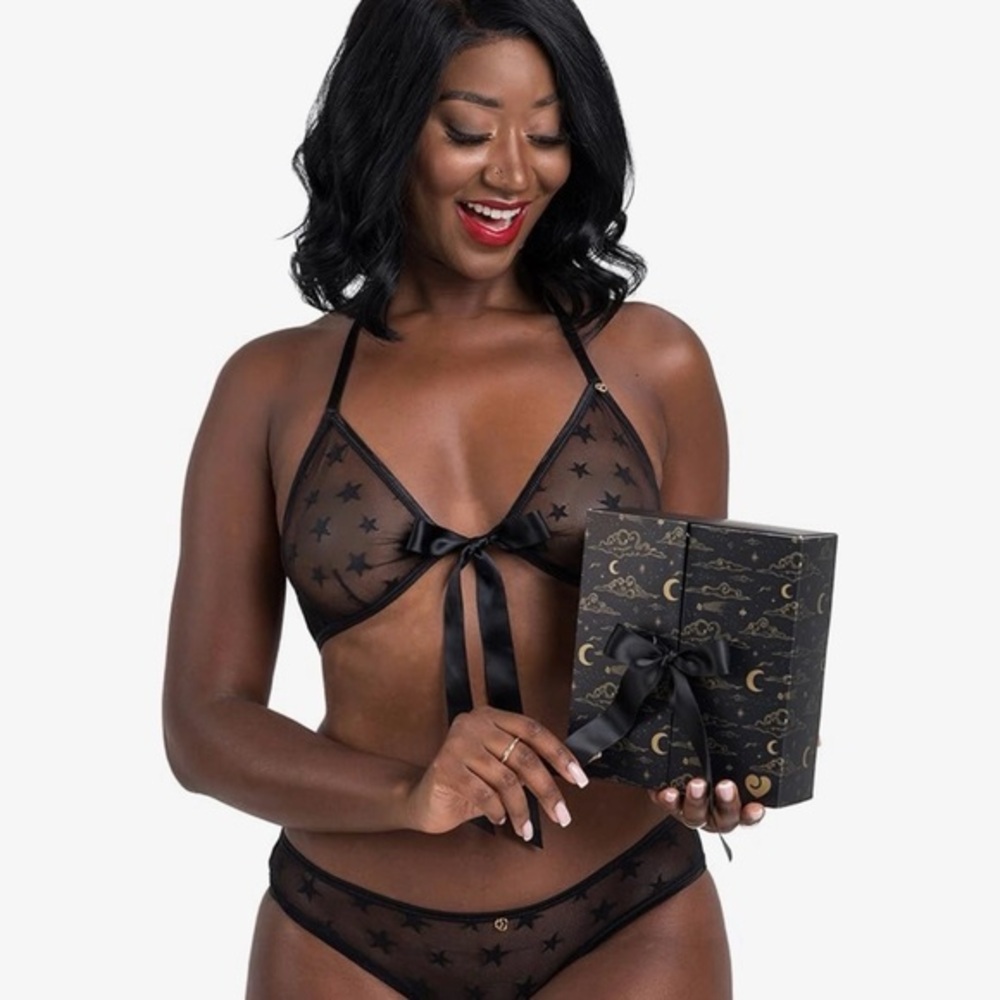 Lovehoney 7 Day Lingerie Calendar 7 nights of temptation - star print